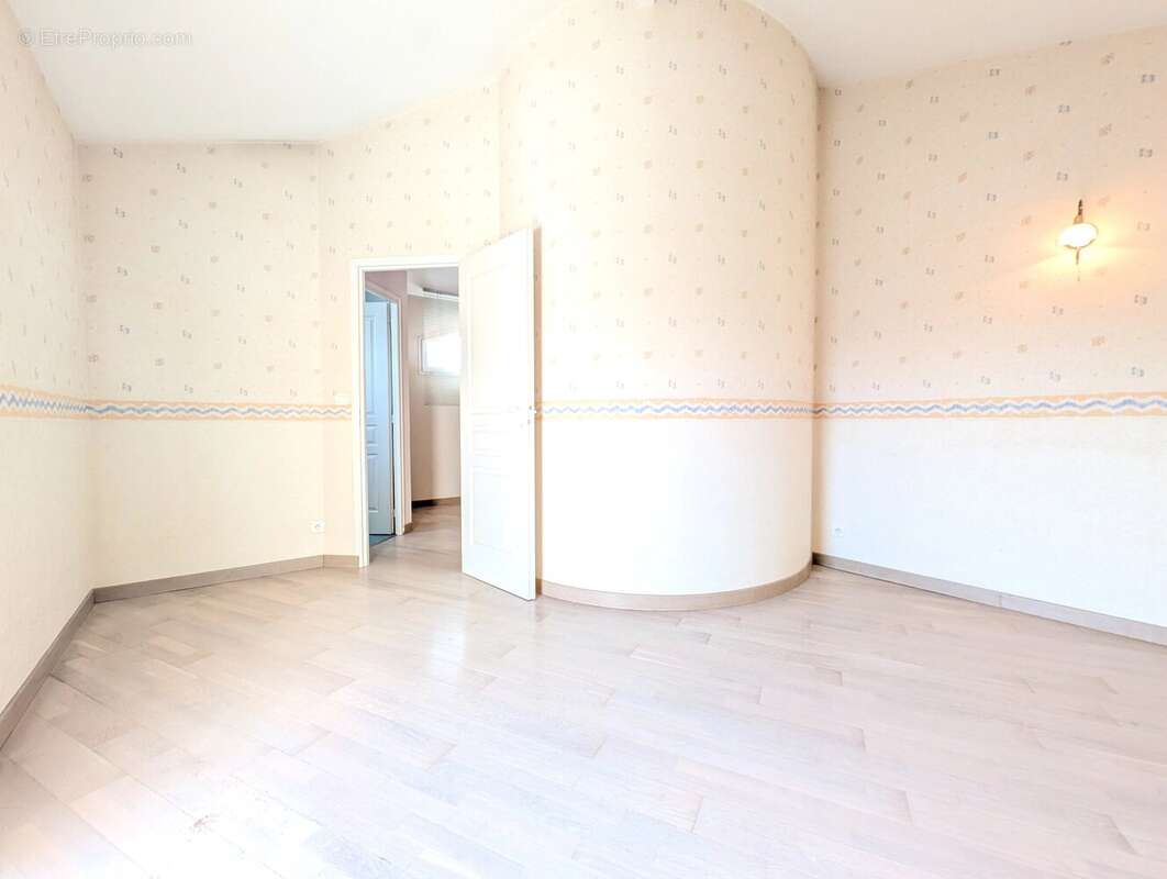 Maison à VILLENEUVE-SUR-LOT