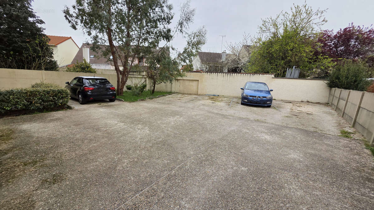 Appartement à TREMBLAY-EN-FRANCE