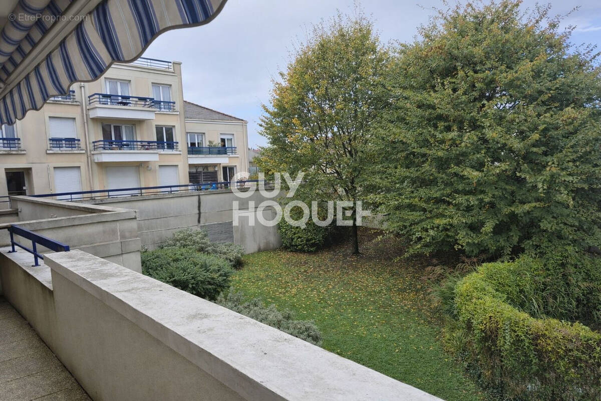 Appartement à LE BLANC-MESNIL