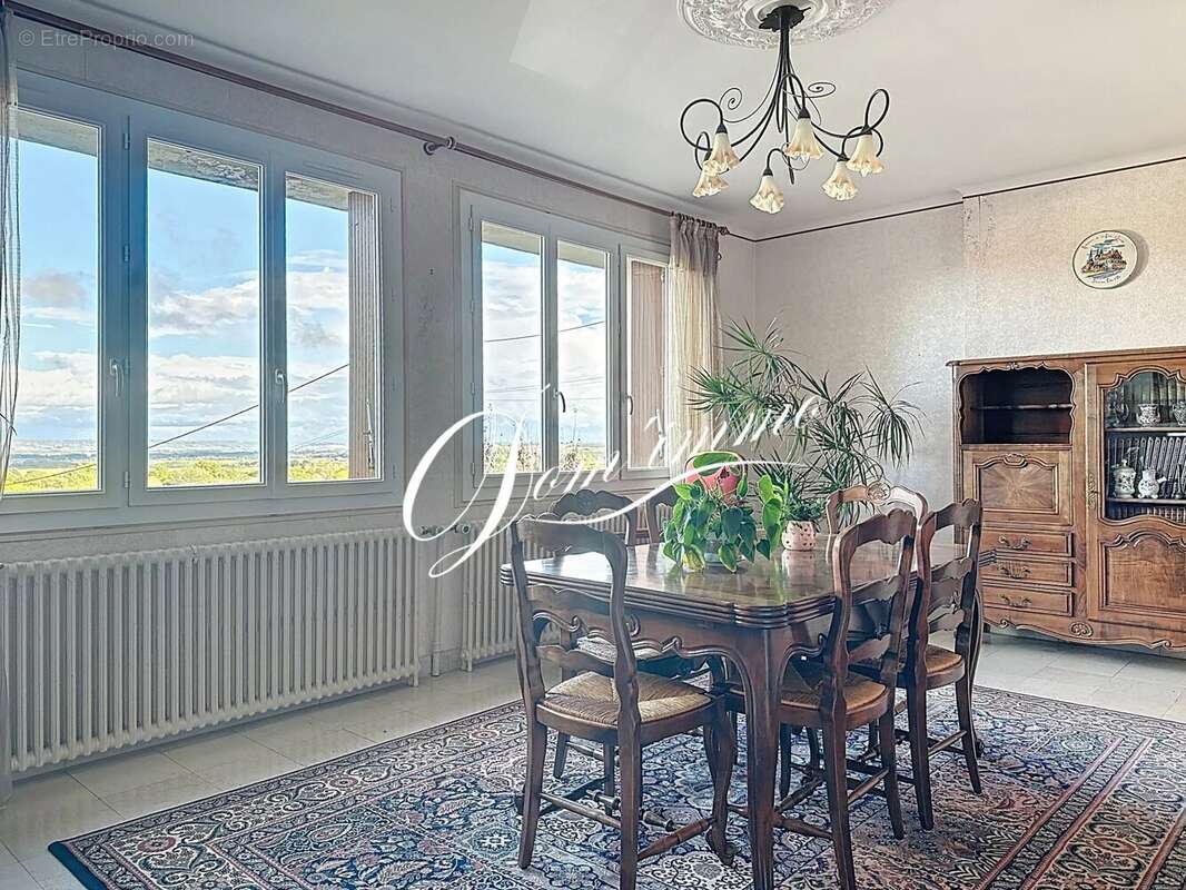 Maison à SAULIEU