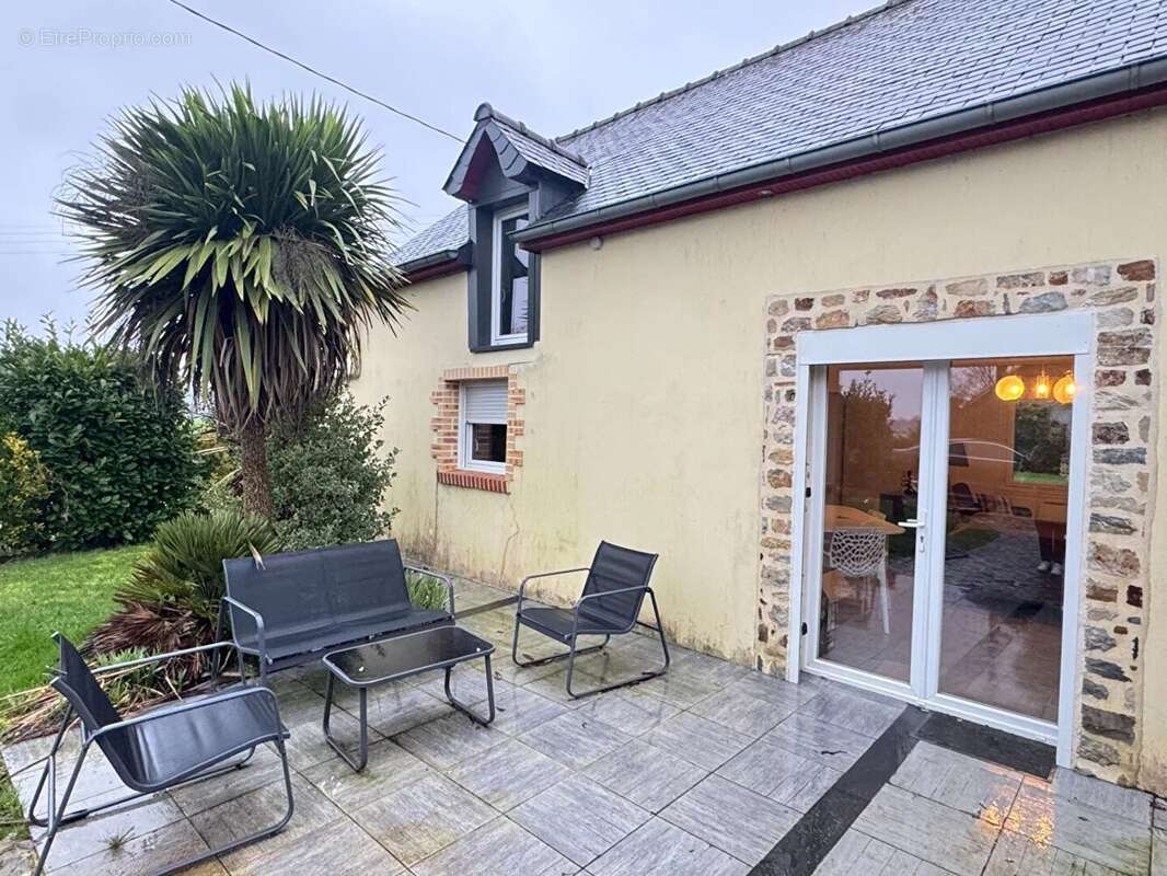 Maison à CHATILLON-EN-VENDELAIS