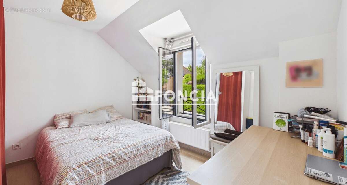 Maison 117 m² à Orgeval  - photo 8