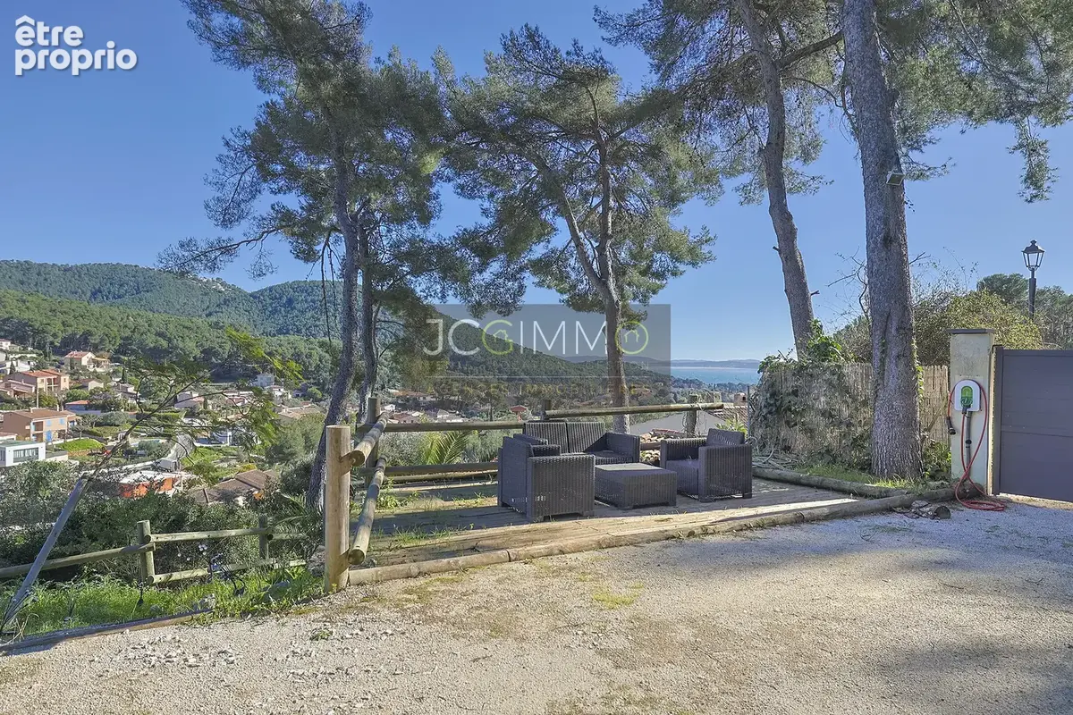 Carqueirane - villa t6 183 m2 vue mer dominante et panoramique avec studio - photo 48