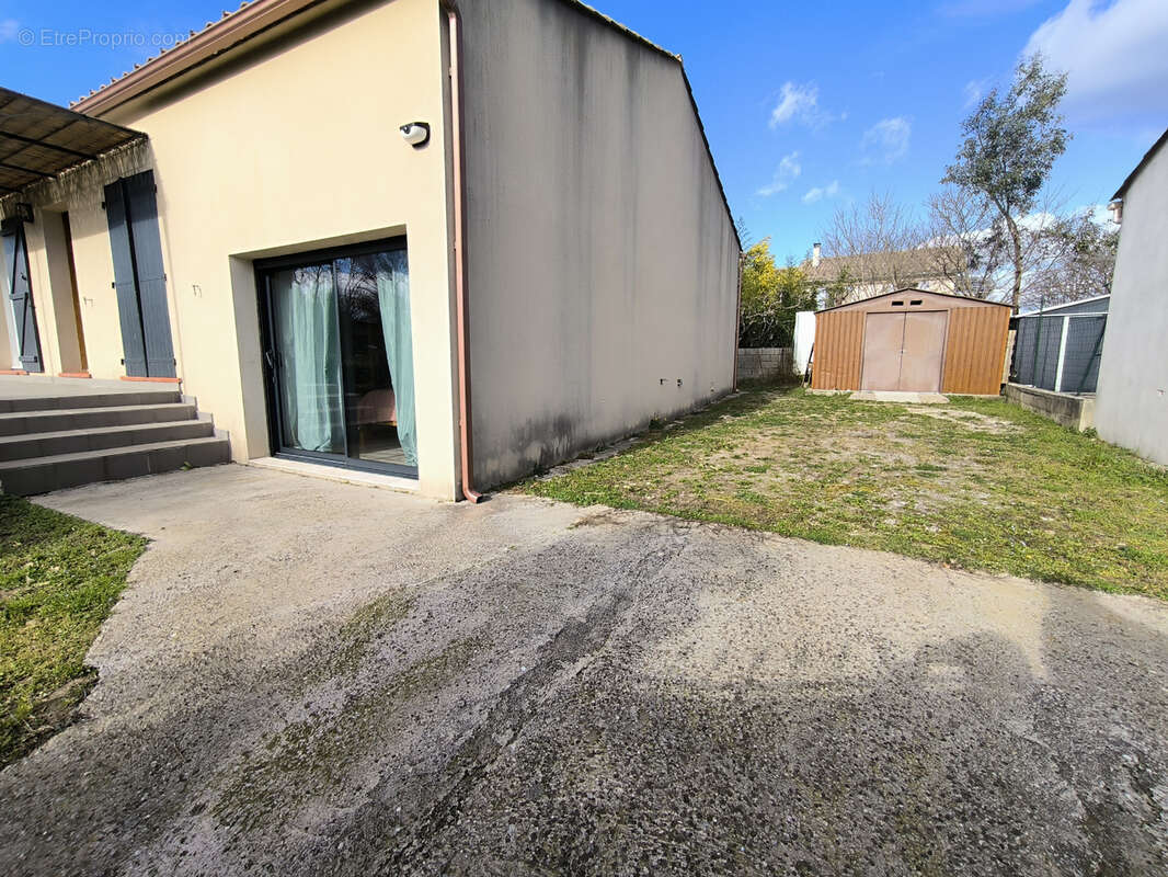 Maison à RIBAUTE-LES-TAVERNES