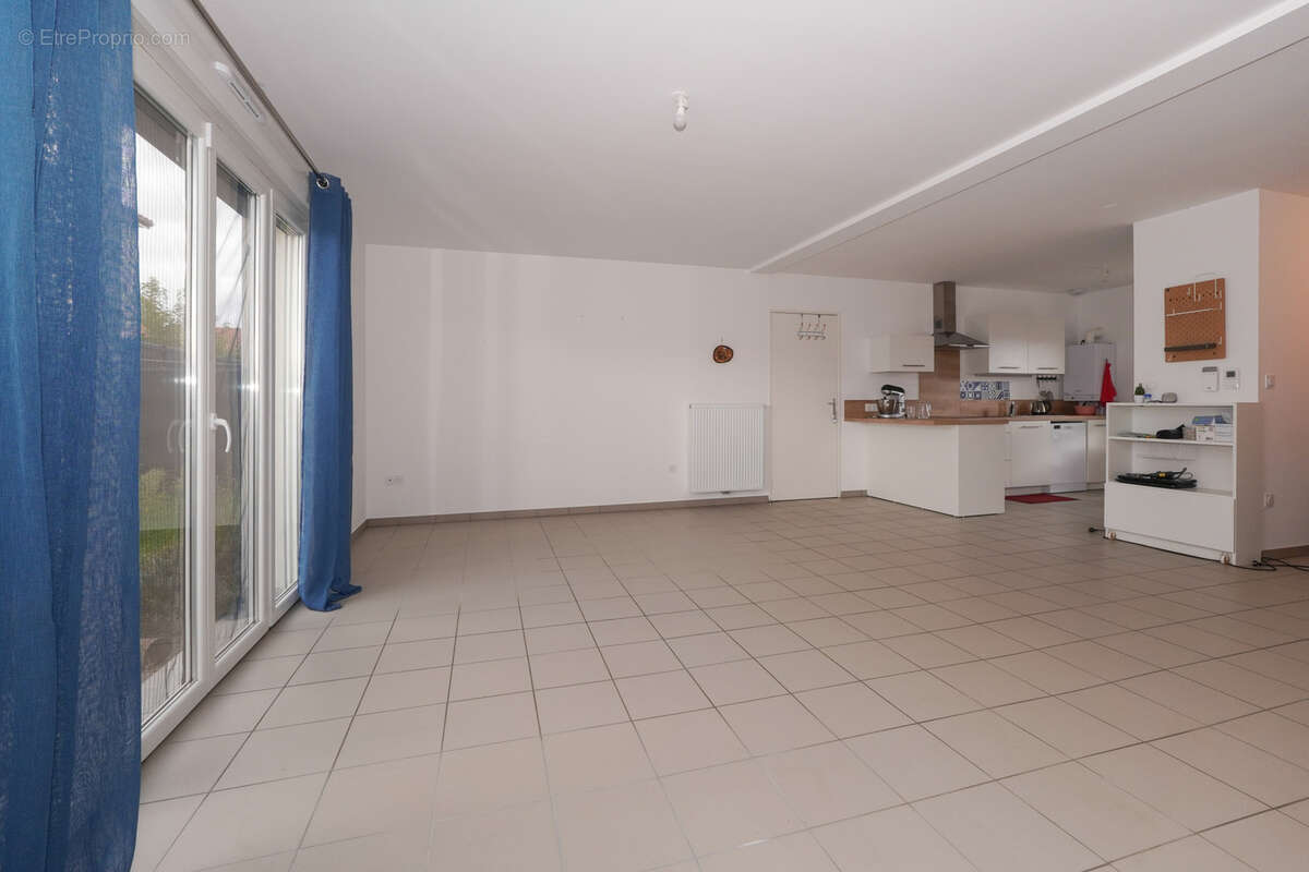 Maison à PONT-DU-CHATEAU