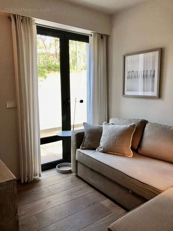Exclusivité - Cap d'Antibes Gallice - 3P en rez-de-jardin surélevé  - Vue magnifique mer - photo 11