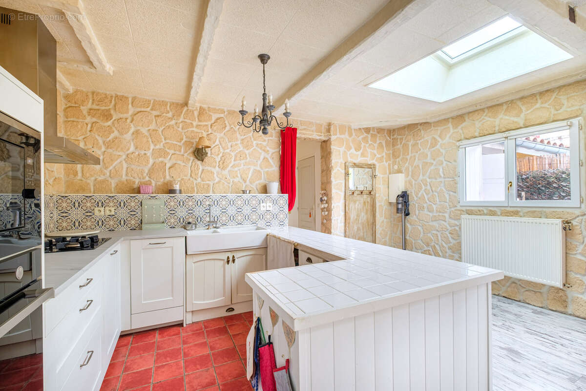 Maison à CHAMPAGNE-AU-MONT-D&#039;OR