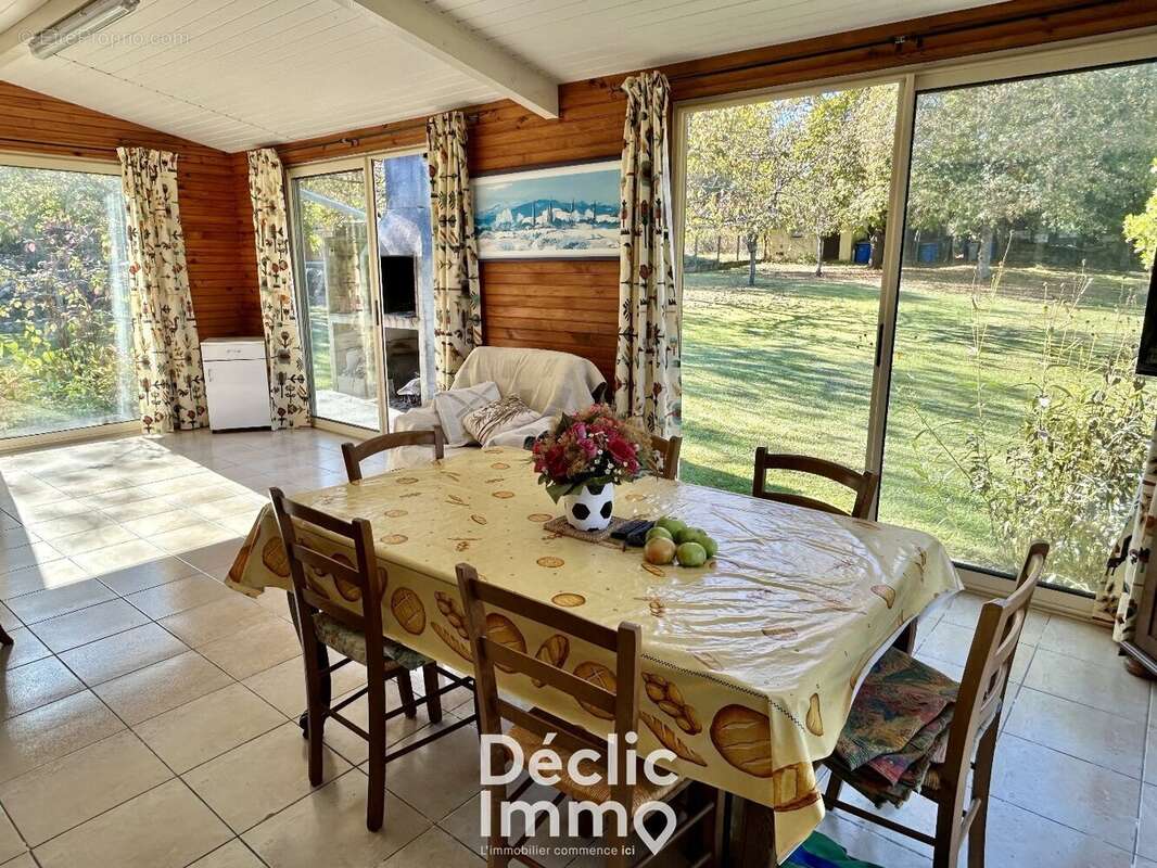 Maison à CARIGNAN-DE-BORDEAUX