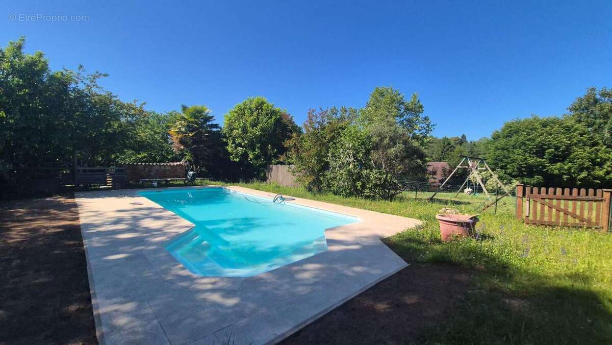 Maison à LES EYZIES-DE-TAYAC-SIREUIL