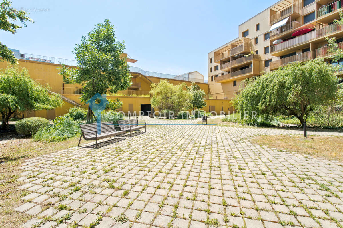 Appartement à ECHIROLLES