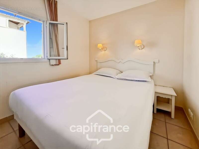 Investissement locatif appartement 3 pieces 42 m2 en angle   au 1er étage place de parking  sur le domaine de pont royal - photo 13