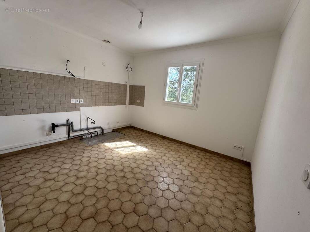 Maison 100 m² à Tordouet  - photo 6