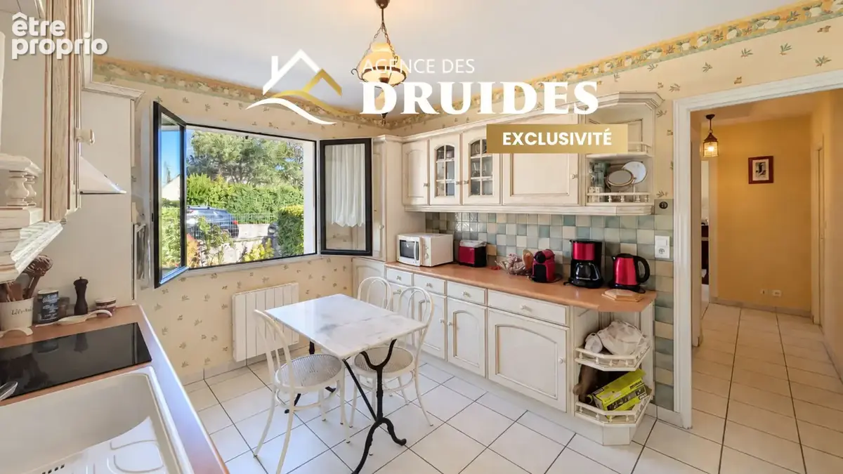 Exclusivité Agence des Druides - CARNAC ville - Maison de plain pied 2 chambres - Garage - Commerces à pieds - Au calme  - Jardi - photo 3