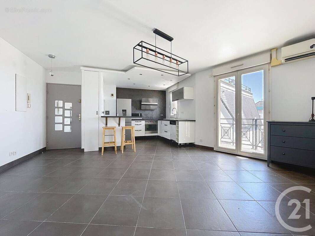 Appartement à PONTAULT-COMBAULT