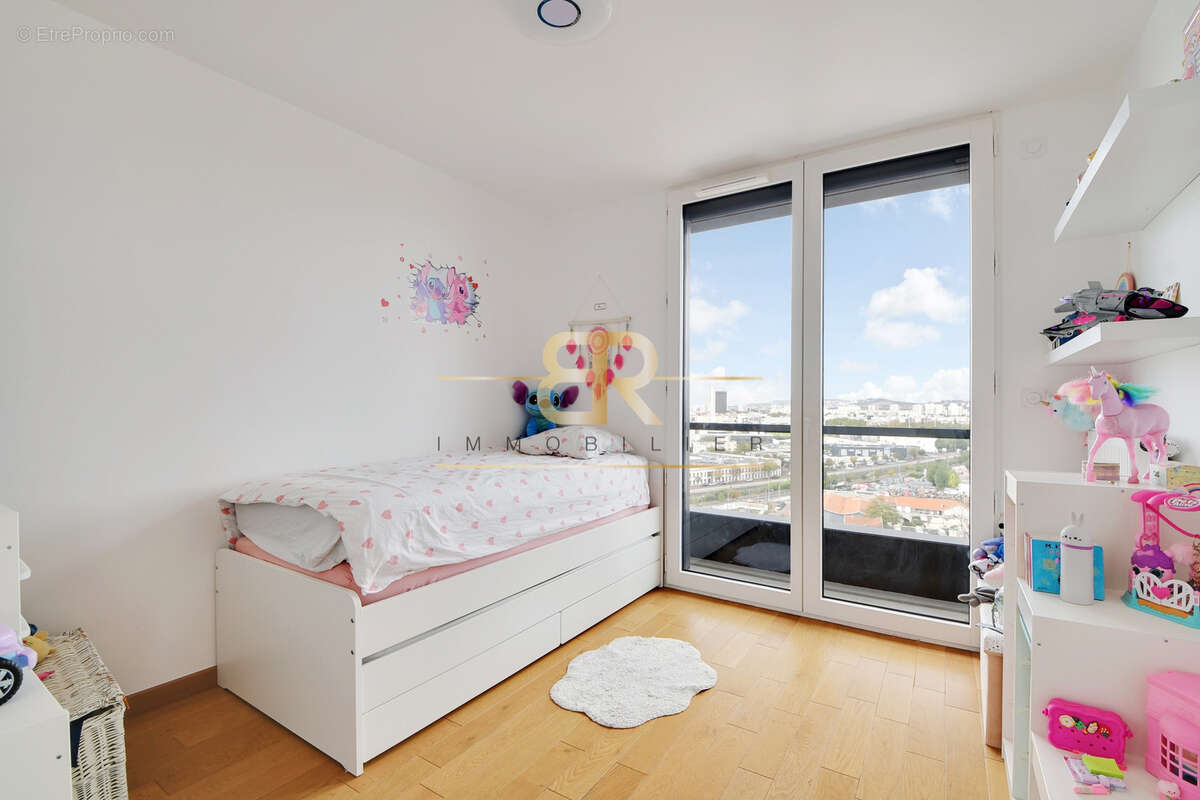 Appartement à ASNIERES-SUR-SEINE