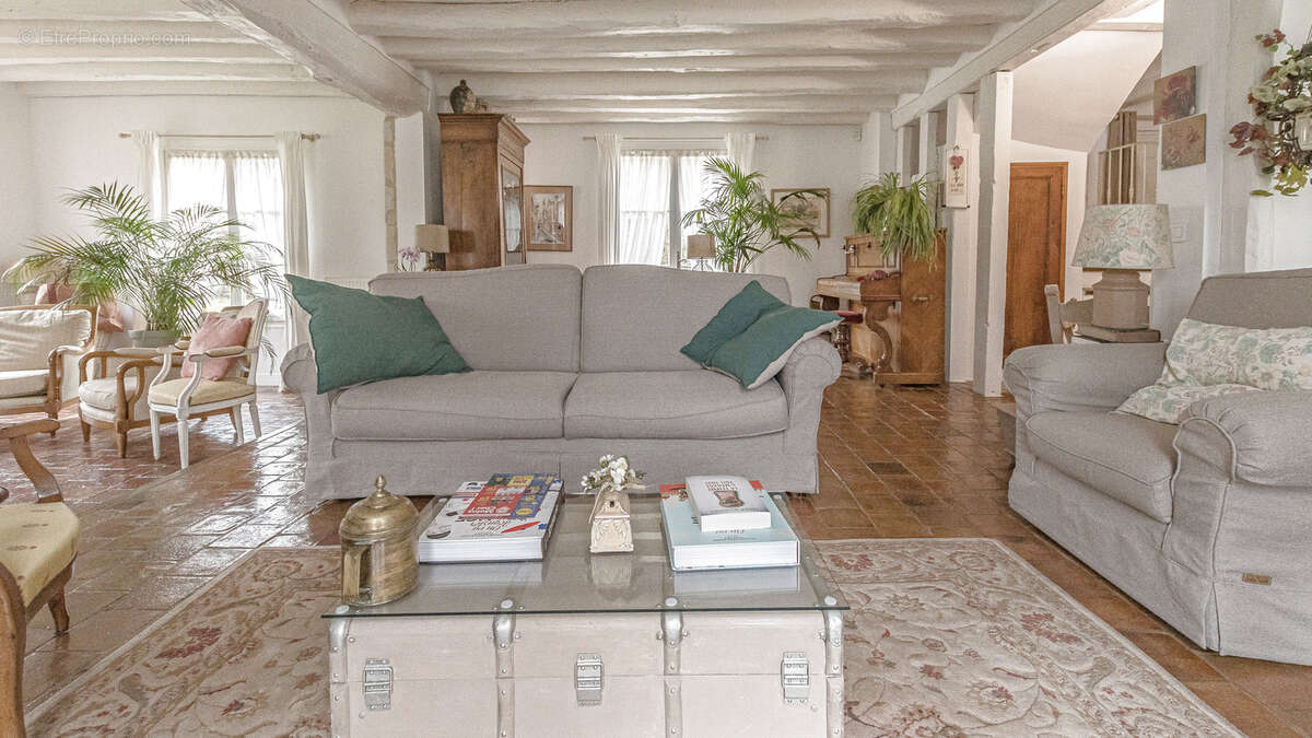 Maison à ORRY-LA-VILLE