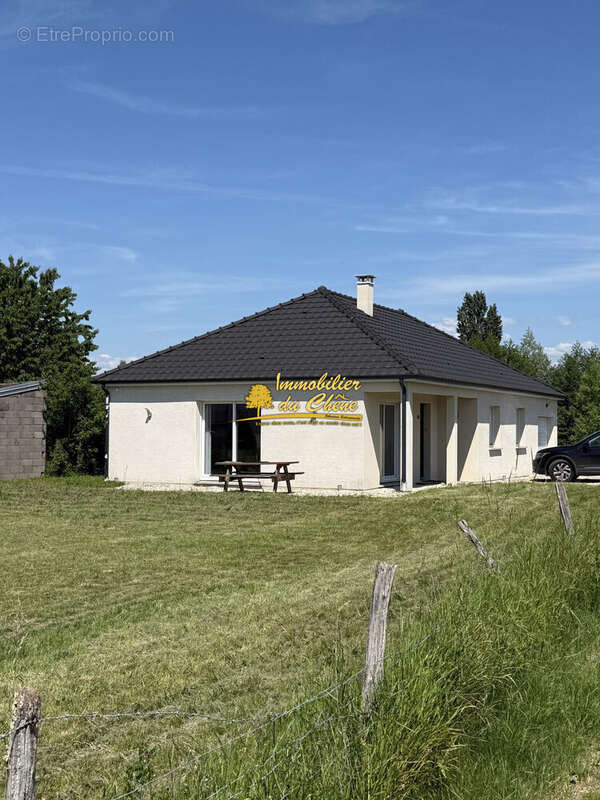 Maison à MAGNY-VERNOIS