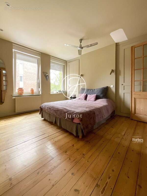Lille - SAINT MAURICE - Maison à vendre 160 m2 - 4 chambres - Jardin - Possibilité garage en plus - photo 14