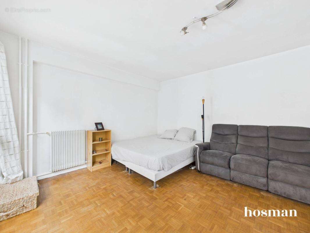 Appartement à PARIS-14E