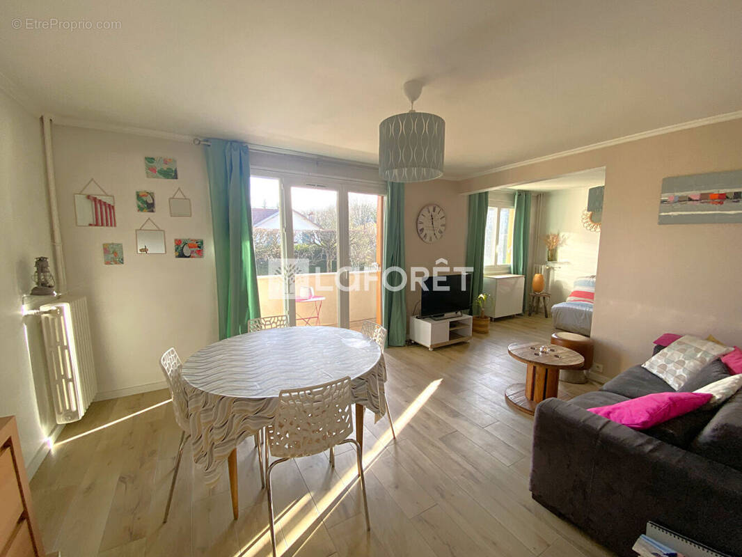 Appartement à LE PECQ