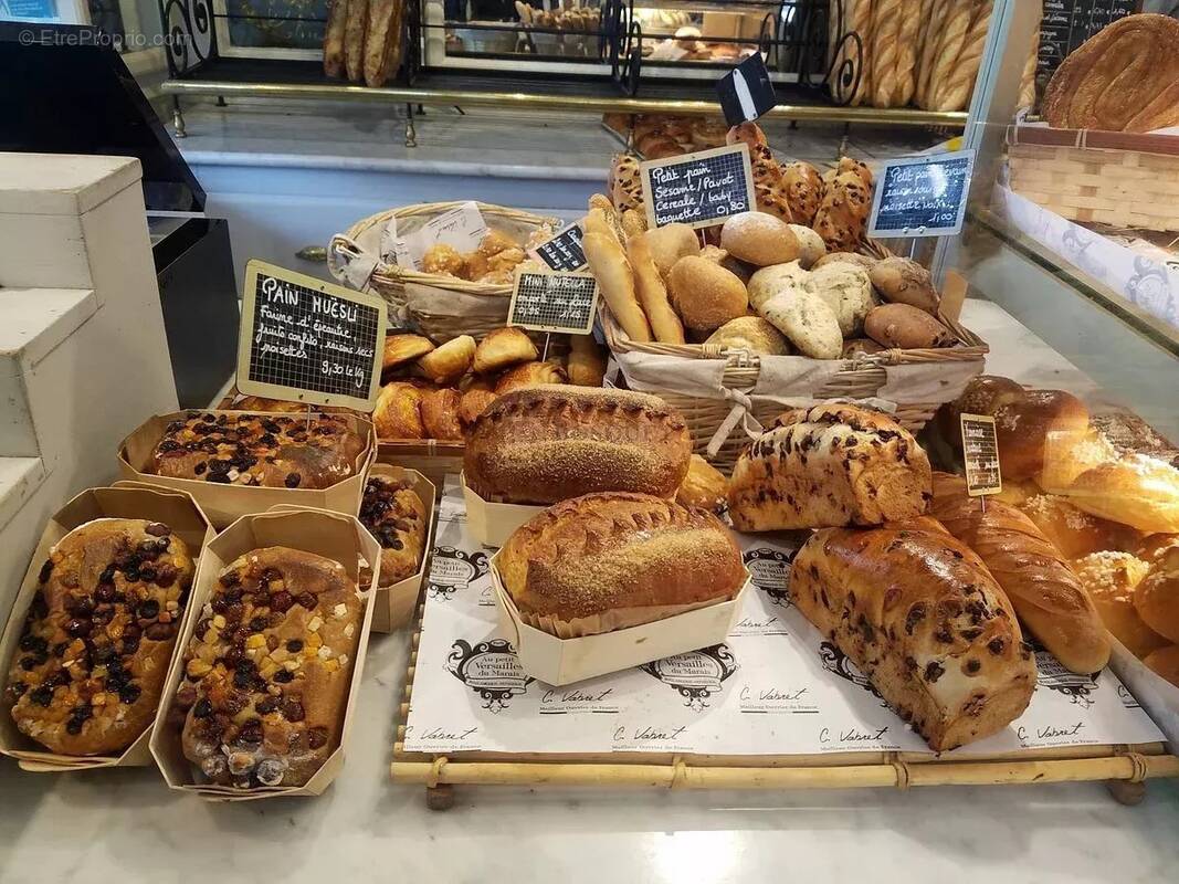 Commerce à PARIS-4E