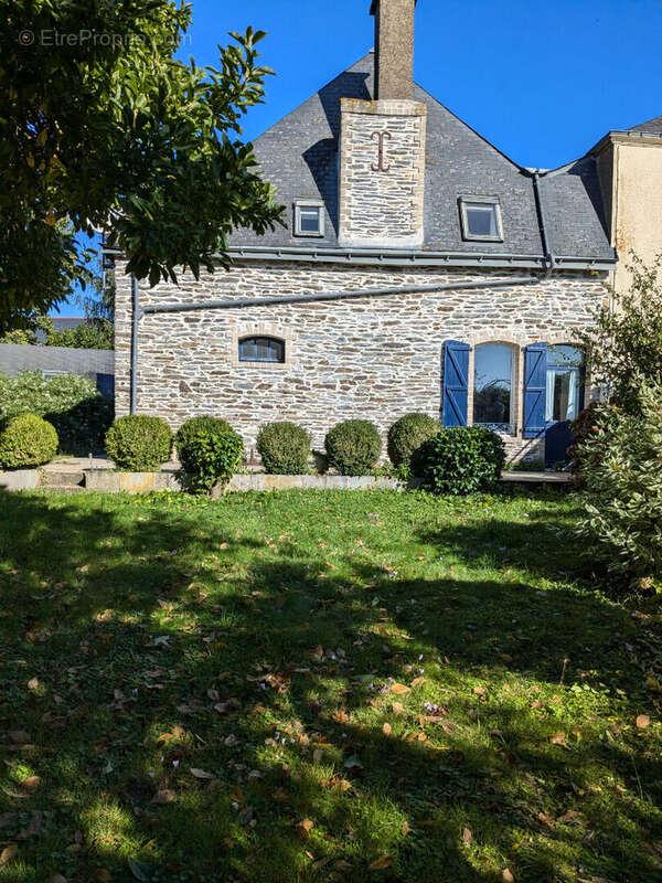 Maison à RUFFIAC