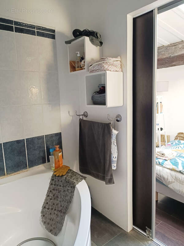 Maison à SAINT-LAURENT-DE-LA-SALANQUE