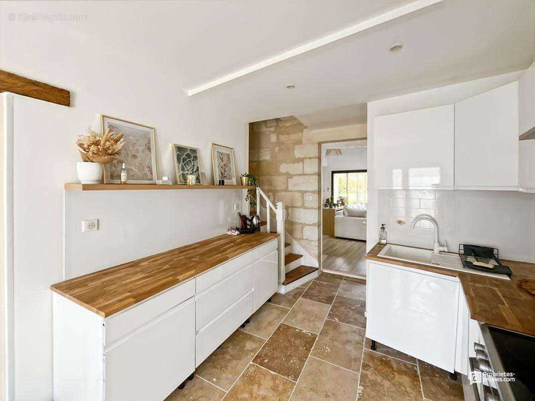 Maison à SAINT-SULPICE-ET-CAMEYRAC