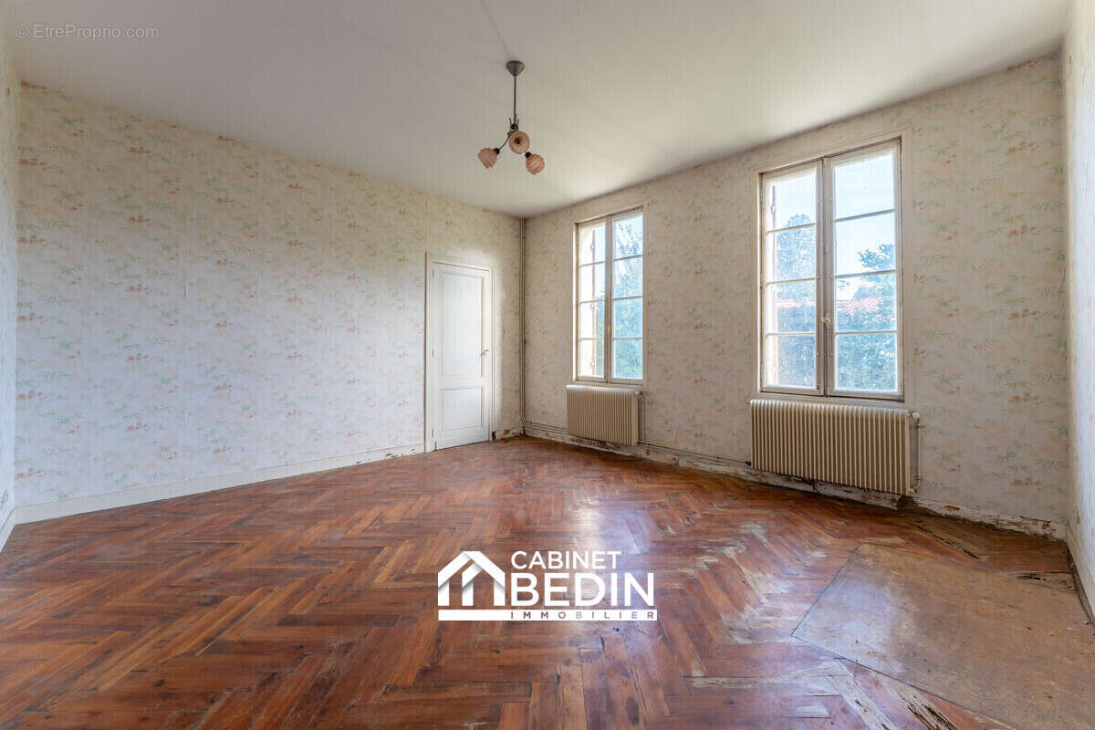 Maison à VILLENAVE-D'ORNON