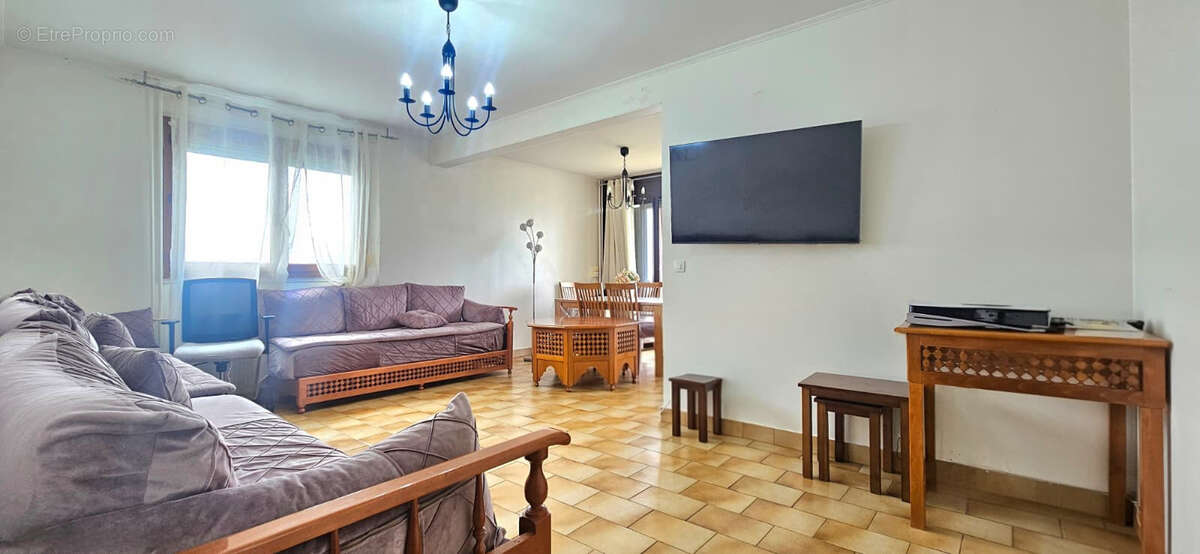 Appartement Vaulx En Velin 5 pièces 87 m² - photo 5