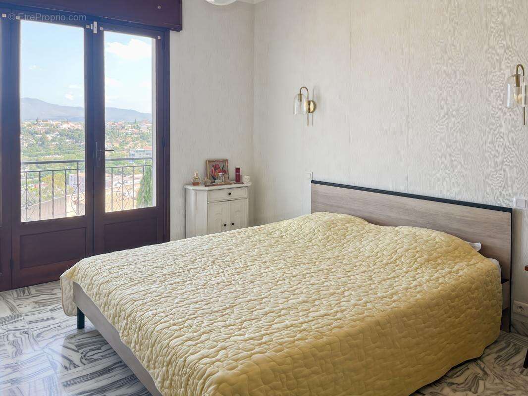 Maison À Vendre composée de 2 appartements (3 et 4 pièces) - photo 22