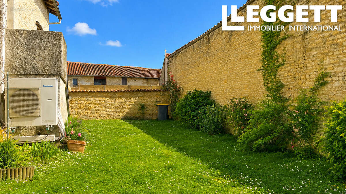 Maison à BESSE