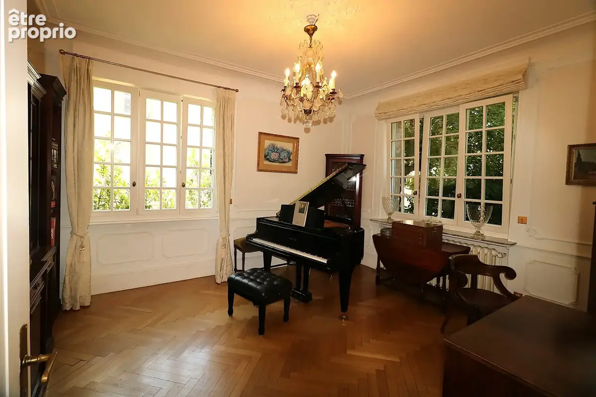 Maison 10 pièces 275 m² à vendre à Strasbourg (67000) - photo 3
