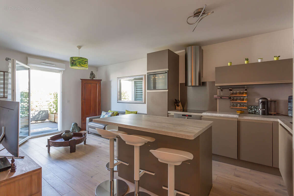 Appartement à CORBEIL-ESSONNES