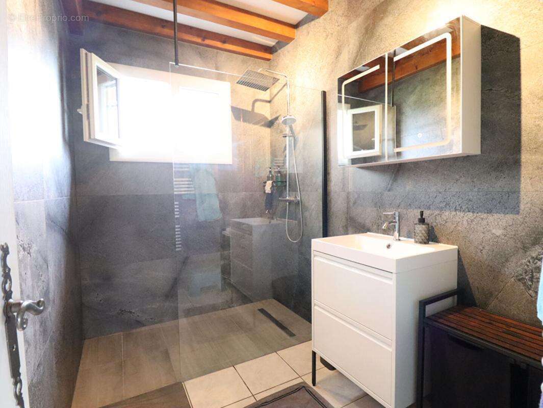 Maison à PESCHADOIRES