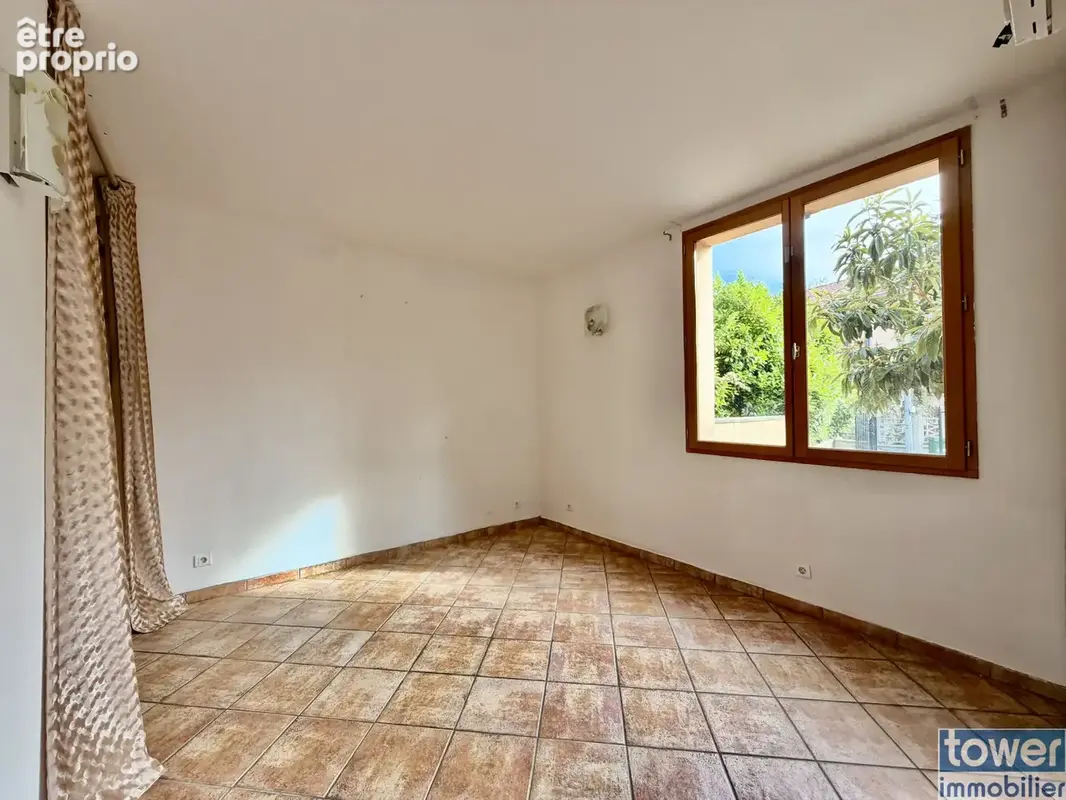 Maison individuelle au calme avec sous-sol total et jardin arboré   Drancy - photo 10