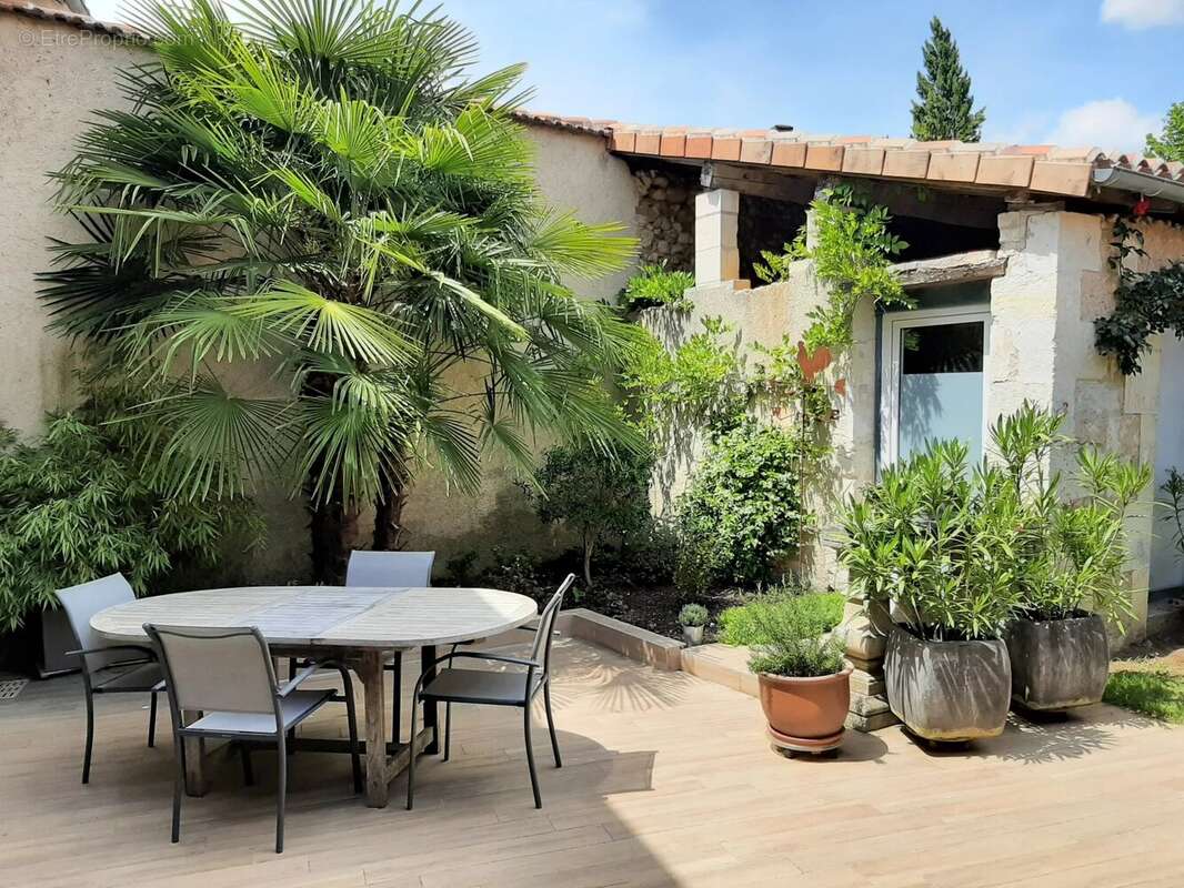 Maison à VANXAINS