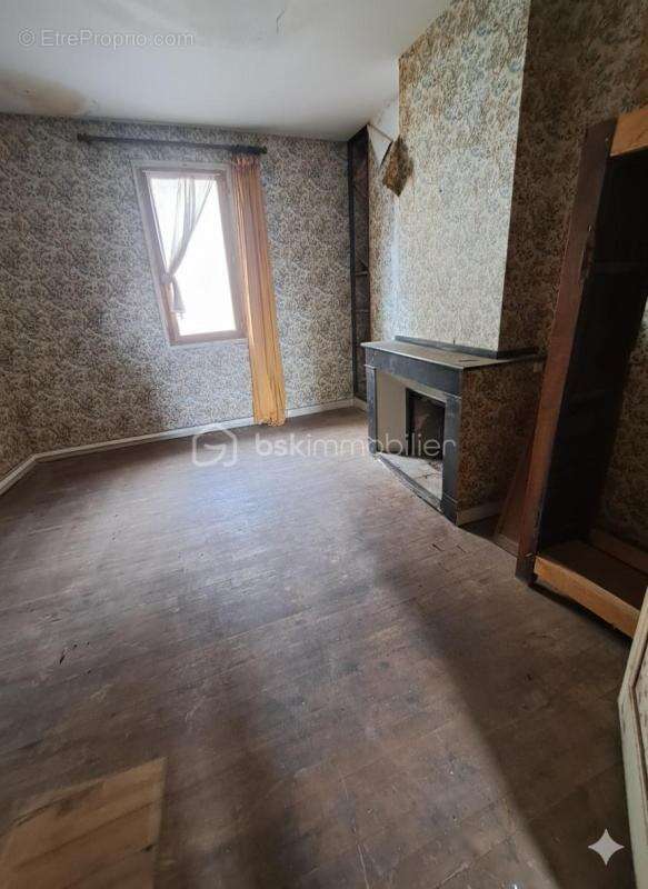 Maison à LA BASTIDE-DE-SEROU