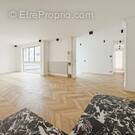 Appartement à CHARENTON-LE-PONT