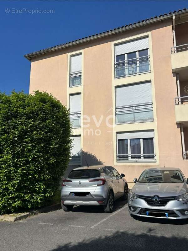 Appartement à SAINT-ANDRE-DE-CORCY