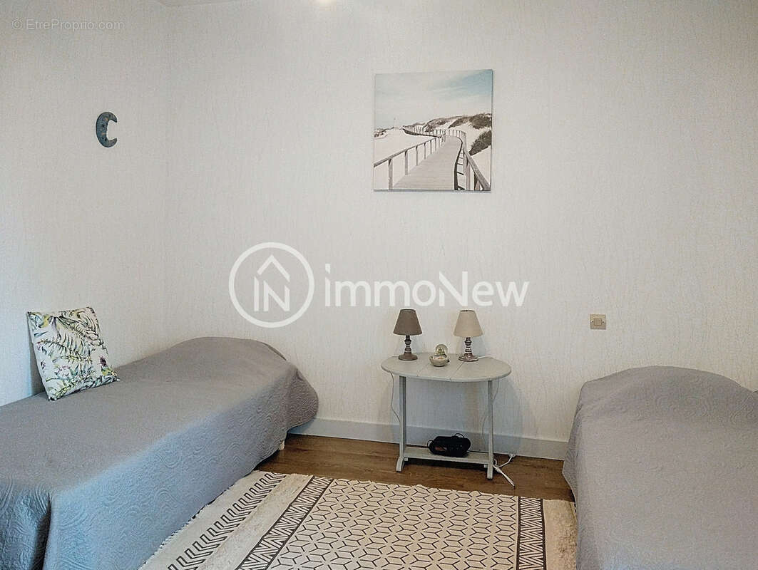 Maison 4 pièces - 108 m2 - GENETS (50530) - photo 11