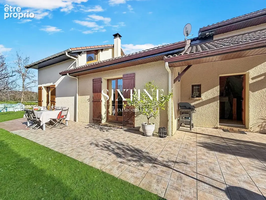 Maison 6 pièces 137 m² à vendre à Cremieu (38460) - photo 3