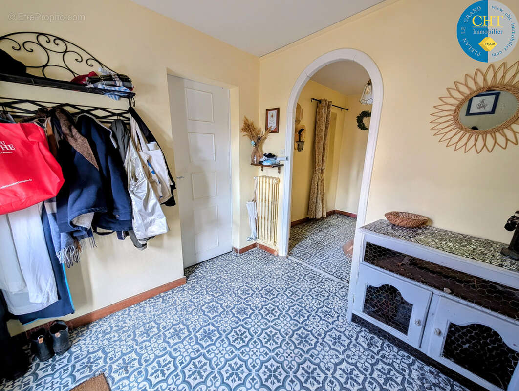 Grande maison familiale en hyper-centre   guer (56380) avec cht immobilier - photo 6