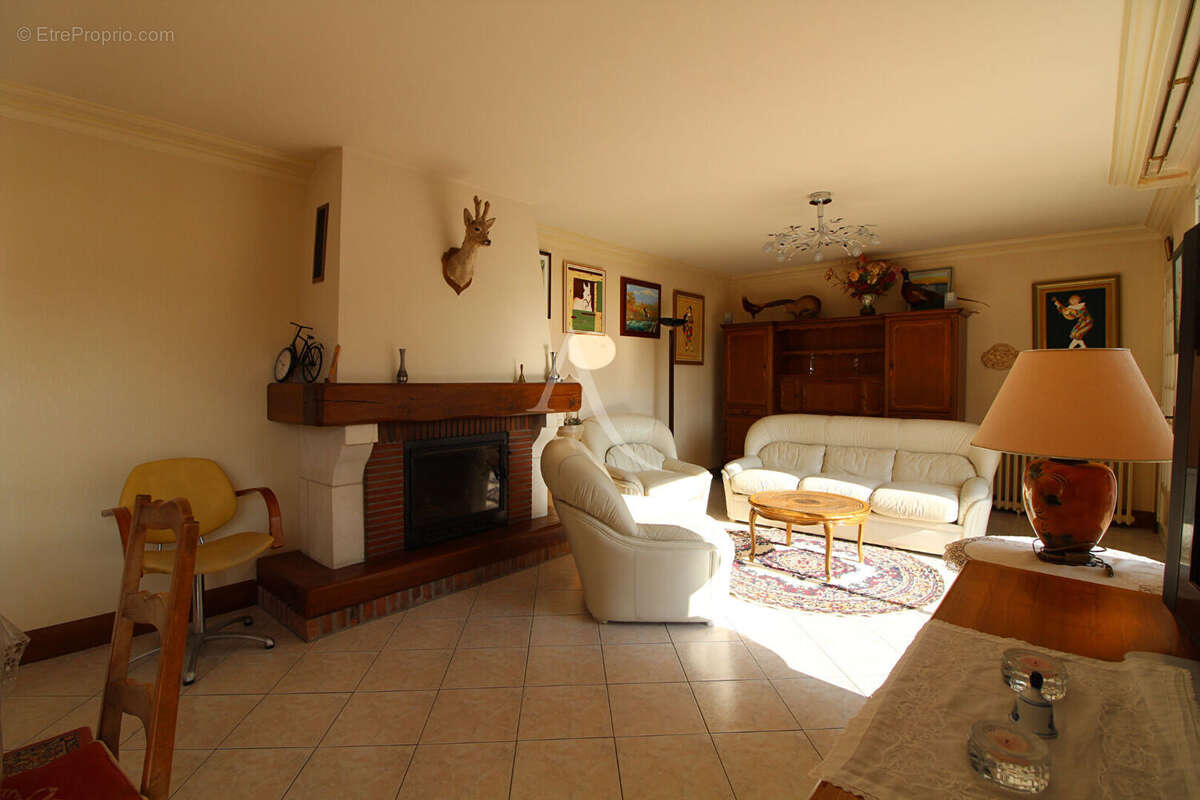 Maison à SAINT-GERVAIS-LA-FORET