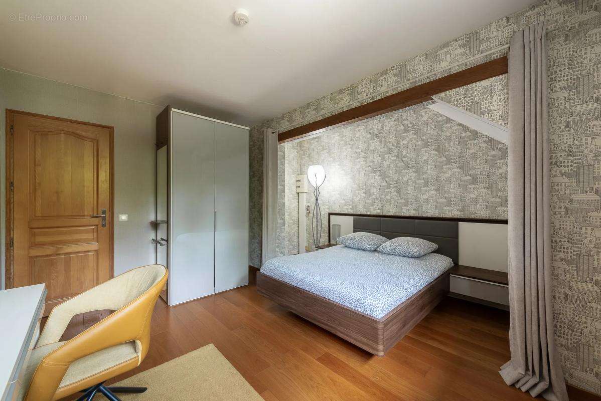 Maison familiale avec studio indépendant – 178 m2 – Chessy Bourg - photo 9
