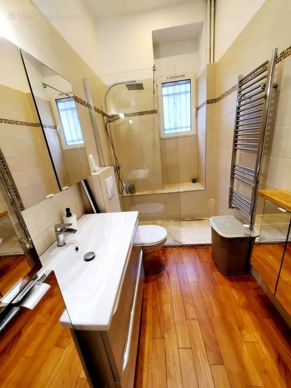 Appartement à ROQUEBRUNE-CAP-MARTIN