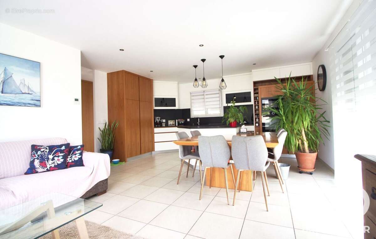 Maison 90 m² à Saint-Pierre-D'aurillac  - photo 8