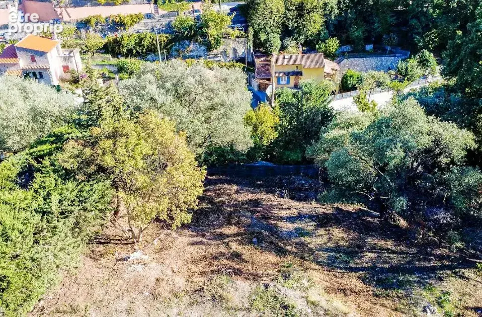 Terrain à bâtir de 853 m² à NICE (06) - photo 3