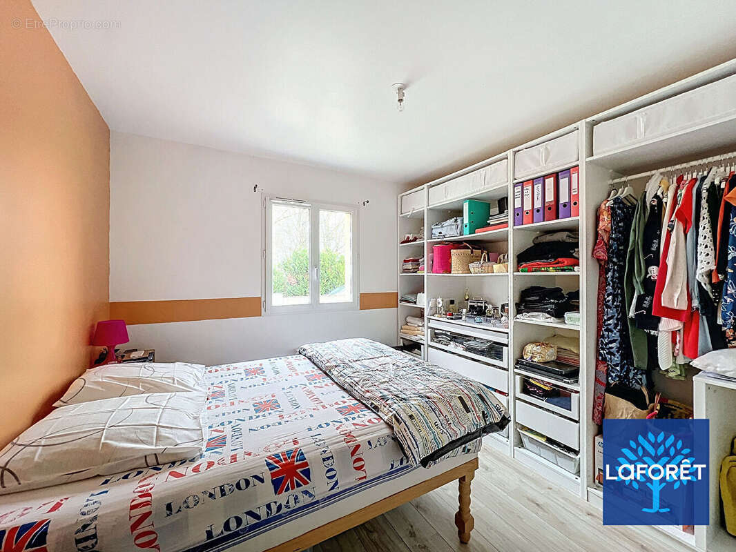 Maison à VAYRES-SUR-ESSONNE