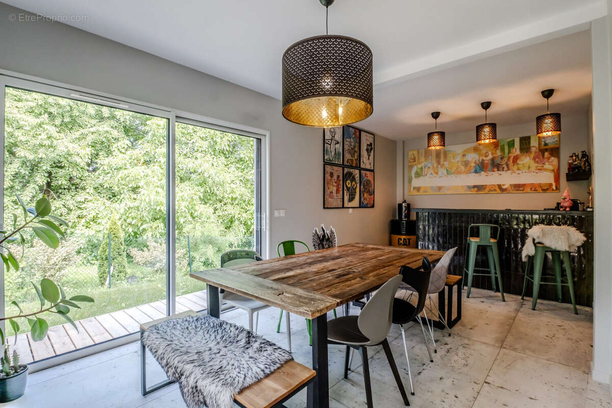 Maison 157 m² à Neuvecelle  - photo 2